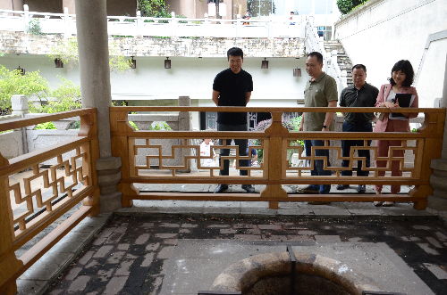 4月23日上午,区百县千镇万村工程指挥部到花地街调研 (10).jpg