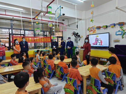 中南街：开展“来穗人员融合活动暨出租屋安全教育从娃娃抓起”活动，助来穗人员子弟健康成长（组图2）.png