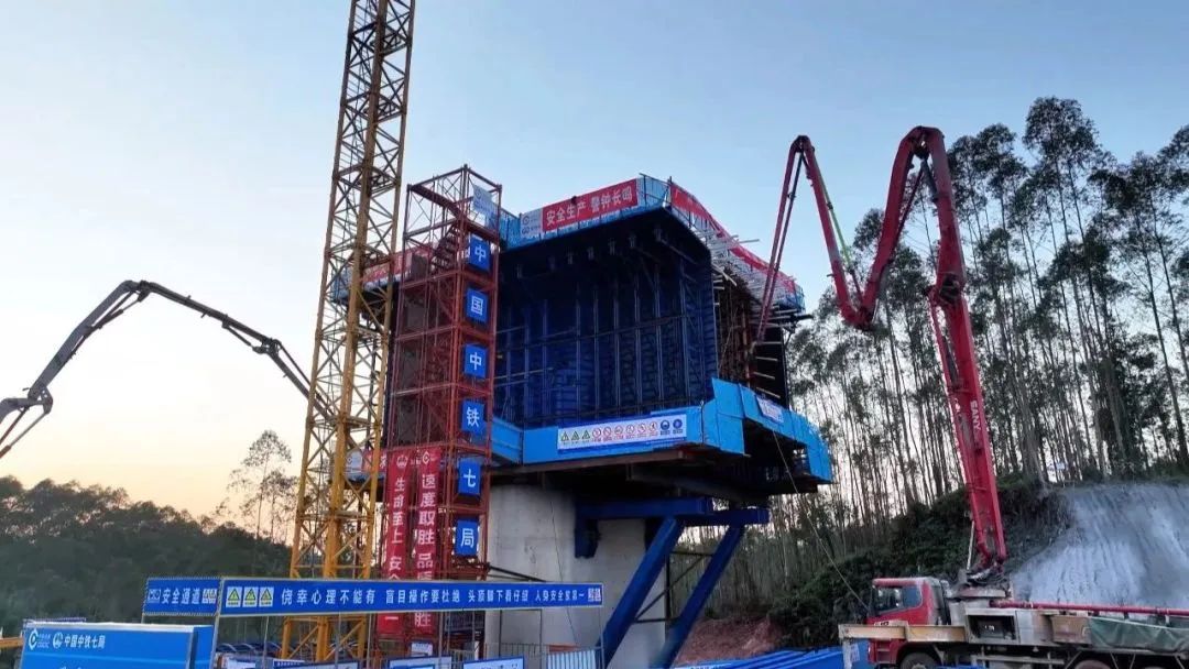 ​广湛高铁进展+1！佛山人：生蚝我来了！