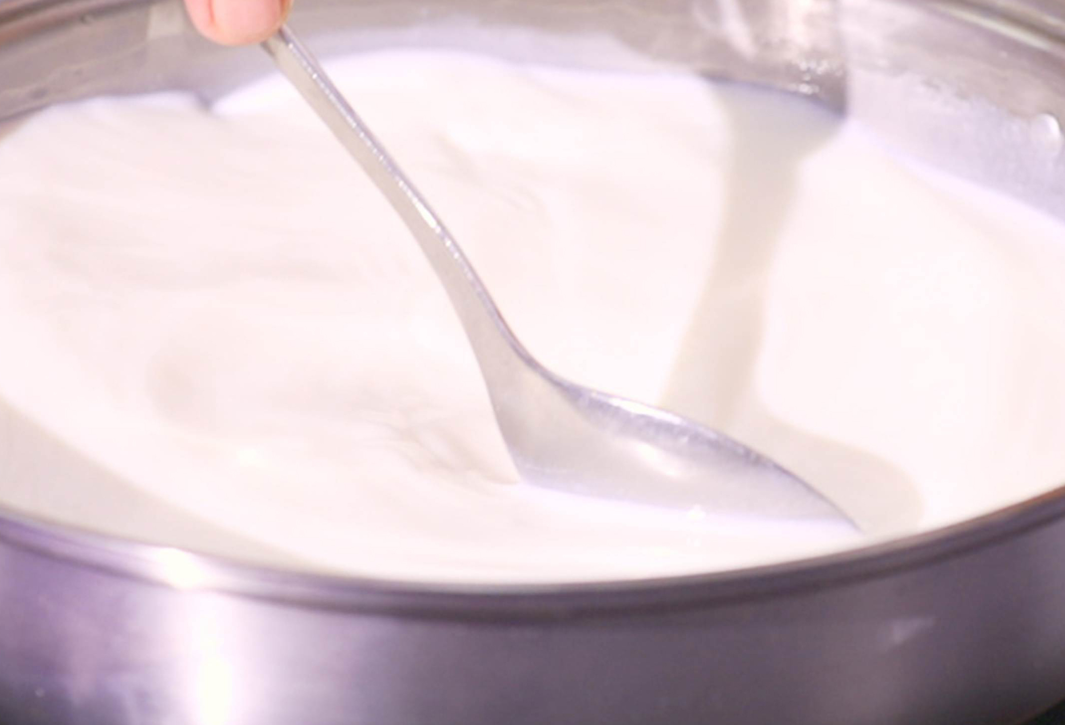 顺德水牛奶：营养丰富的液体黄金，历史悠久的特色美食