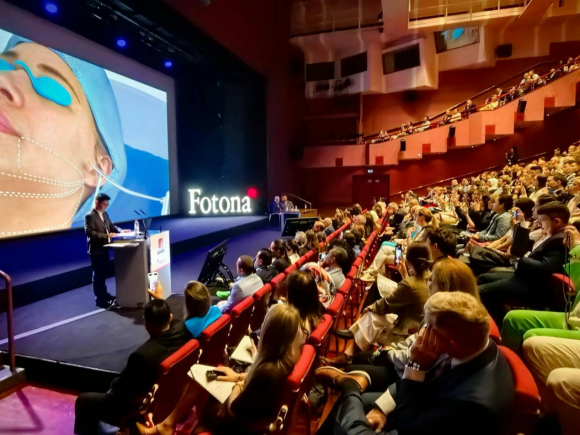 深圳香蜜丽格黎京雄院长，再登国际医美舞台