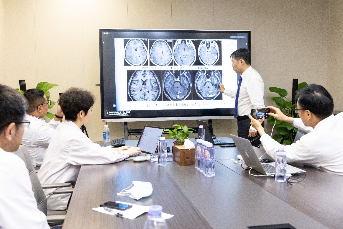 中国第一位伽玛刀博士、上海华山医院王恩敏佛山开诊！市民福音