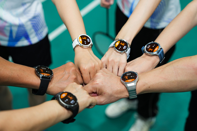 时刻好表现—佛港澳台侨青年 “同心杯”羽毛球友谊赛圆满落幕