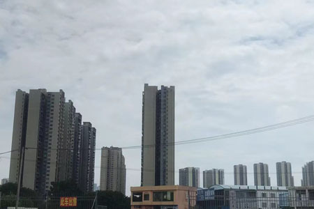 佛山仍有中到大雨、局部暴雨!台风 “白海豚”最新路径→ 佛山仍有中到大雨、局部暴雨!台风 “白海豚”最新路径→